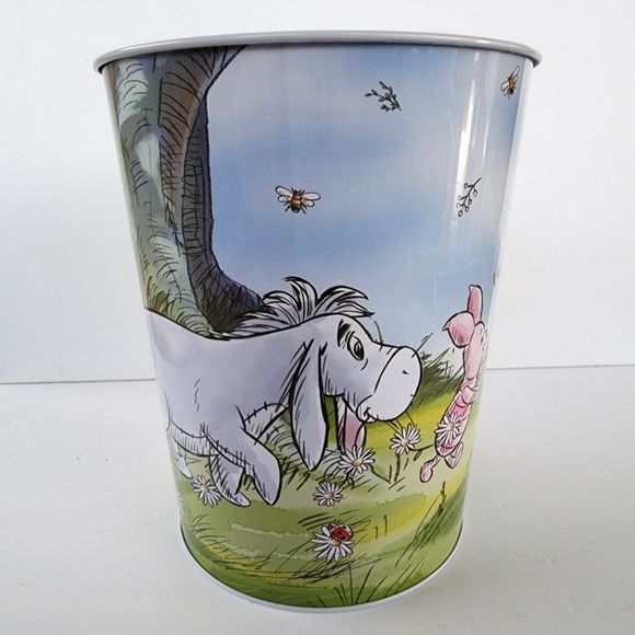 NEW Winnie The Pooh Metal Round Wastebasket Trash Can - Picture 7 of 10